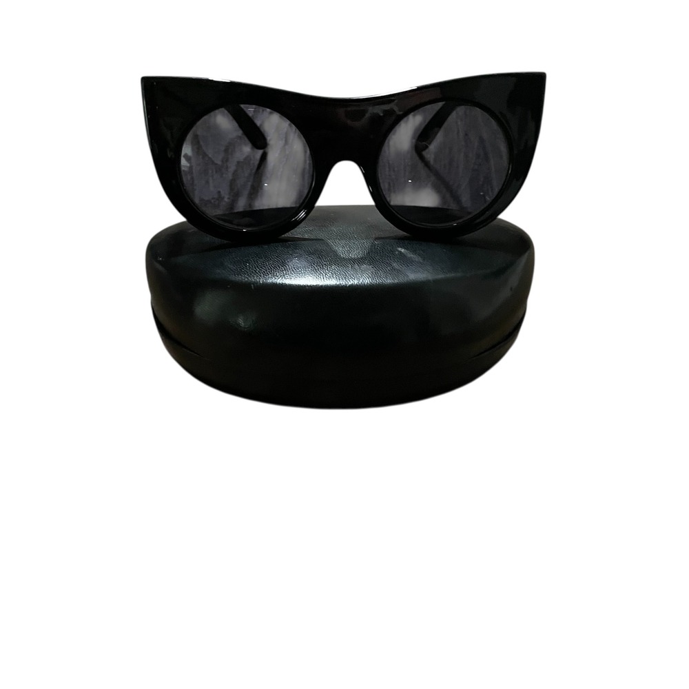 Mink‎ Pink Womens Sunglasses Cat Eye Style Designer Frames Black Leopard Print